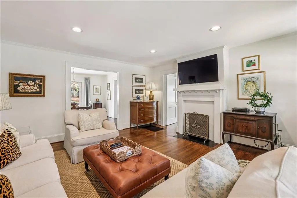 2387 Virginia Place Ne, Atlanta, Georgia 30305, 3 Bedrooms Bedrooms, 0 ,2 BathroomsBathrooms,Residential,For Sale,2387 Virginia Place Ne,7732880