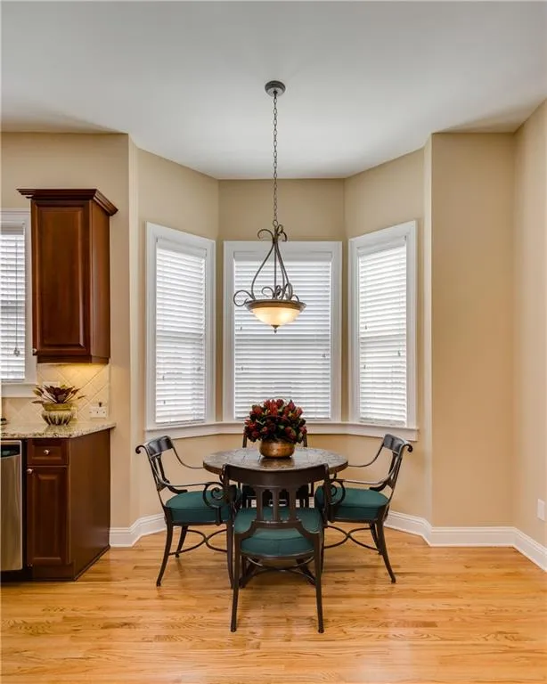 3047 Woodwalk Drive Unit 18, Atlanta, Georgia 30339, 3 Bedrooms Bedrooms, ,3 BathroomsBathrooms,Residential,Sold,3047 Woodwalk Drive Unit 18,5818191