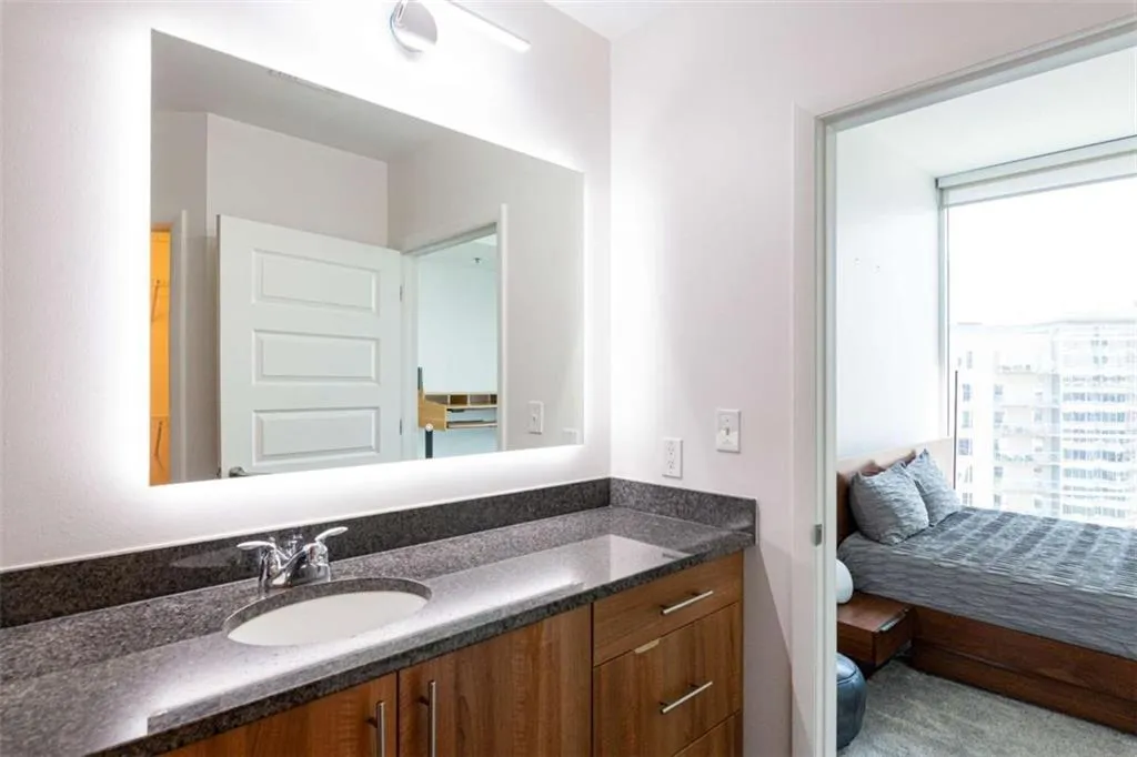 1080 Peachtree Street Unit 2116, Atlanta, Georgia 30309, 1 Bedroom Bedrooms, ,1 BathroomBathrooms,Residential,For Sale,1080 Peachtree Street Unit 2116,7530331
