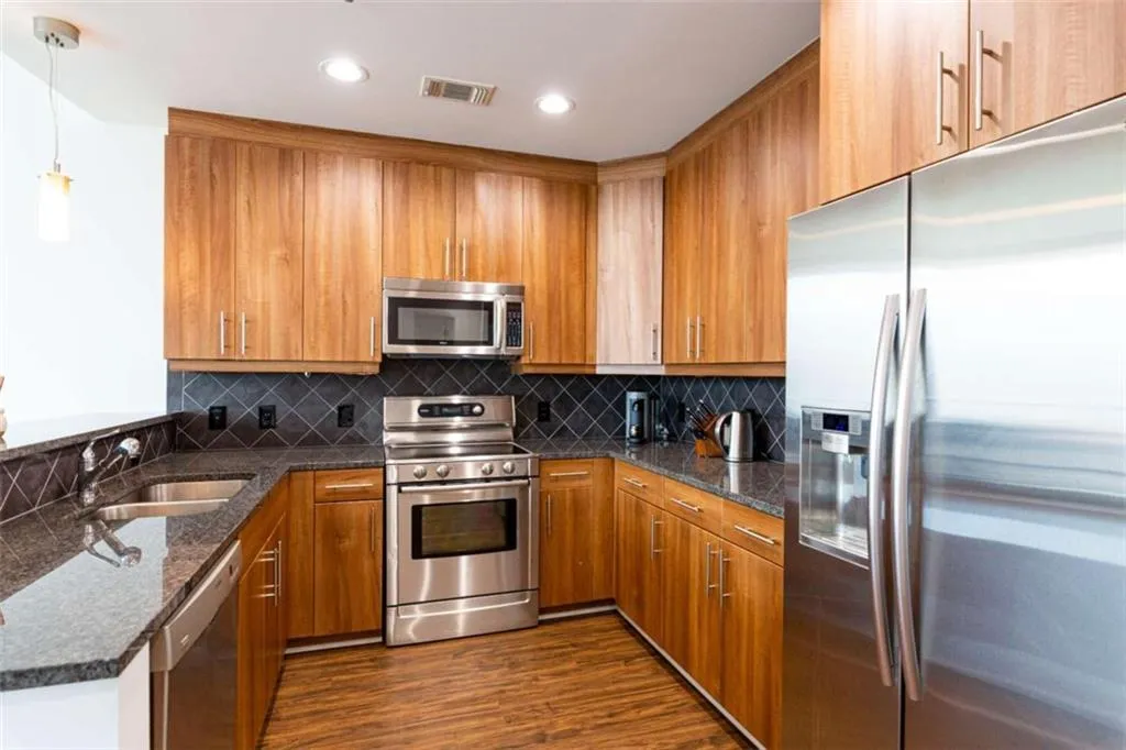 1080 Peachtree Street Unit 2116, Atlanta, Georgia 30309, 1 Bedroom Bedrooms, ,1 BathroomBathrooms,Residential,For Sale,1080 Peachtree Street Unit 2116,7530331