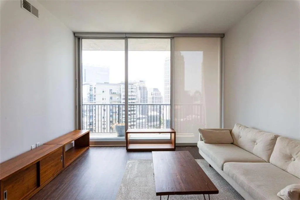 1080 Peachtree Street Unit 2116, Atlanta, Georgia 30309, 1 Bedroom Bedrooms, ,1 BathroomBathrooms,Residential,For Sale,1080 Peachtree Street Unit 2116,7530331