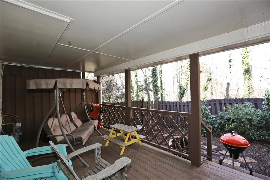 210 Brantley Road, Atlanta, Georgia 30350, 3 Bedrooms Bedrooms, ,3 BathroomsBathrooms,Residential,Sold,210 Brantley Road,5790042