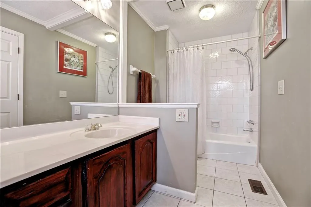 210 Brantley Road, Atlanta, Georgia 30350, 3 Bedrooms Bedrooms, ,3 BathroomsBathrooms,Residential,Sold,210 Brantley Road,5790042