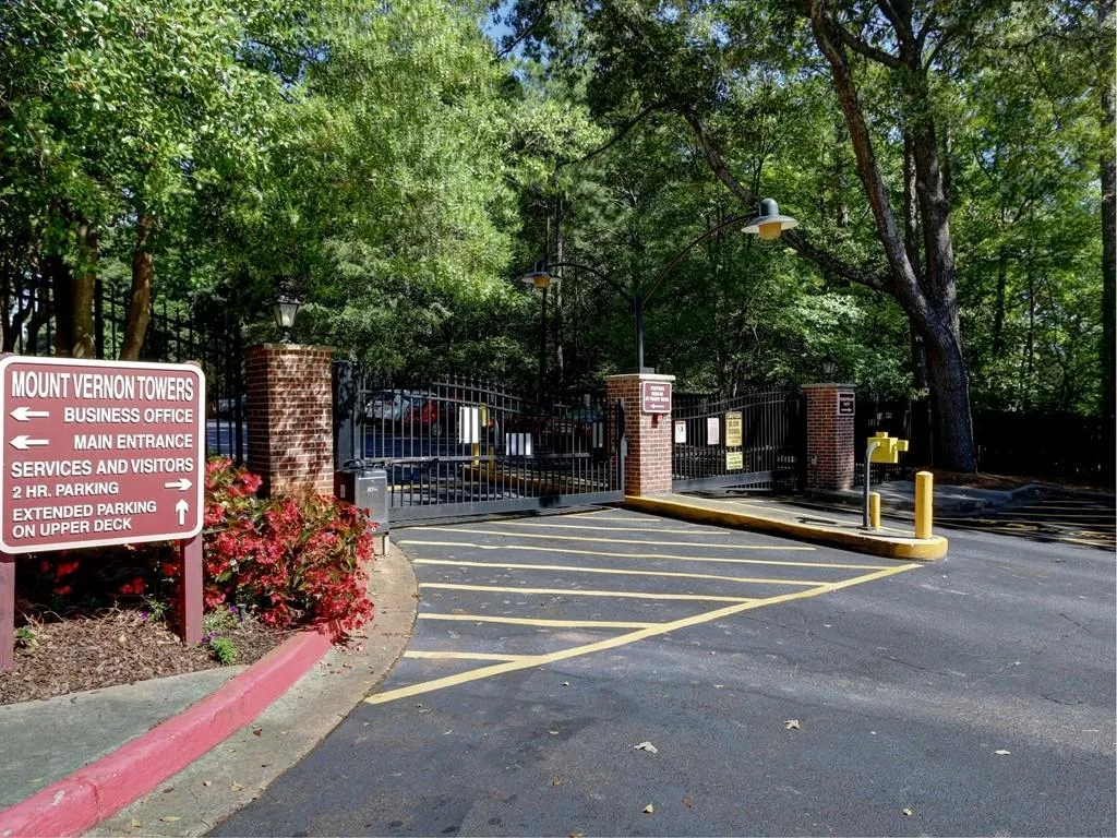 300 Johnson Ferry Road Ne Unit A102, Atlanta, Georgia 30328, 1 Bedroom Bedrooms, ,1 BathroomBathrooms,Residential,Sold,300 Johnson Ferry Road Ne Unit A102,5917890