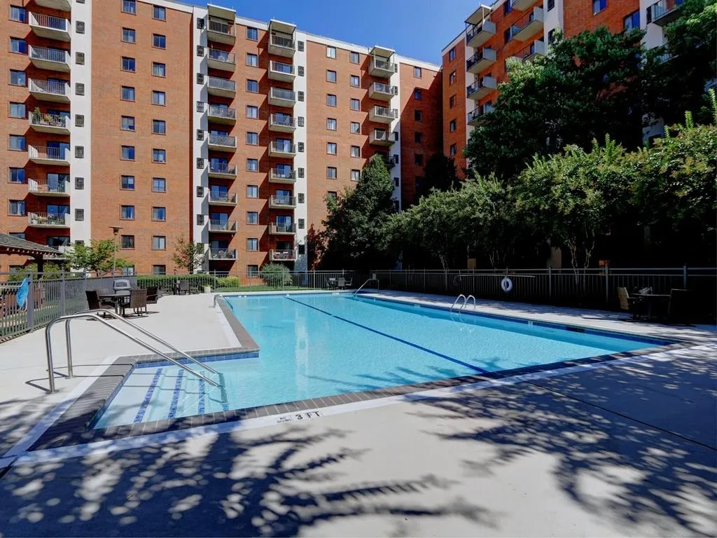 300 Johnson Ferry Road Ne Unit A102, Atlanta, Georgia 30328, 1 Bedroom Bedrooms, ,1 BathroomBathrooms,Residential,Sold,300 Johnson Ferry Road Ne Unit A102,5917890