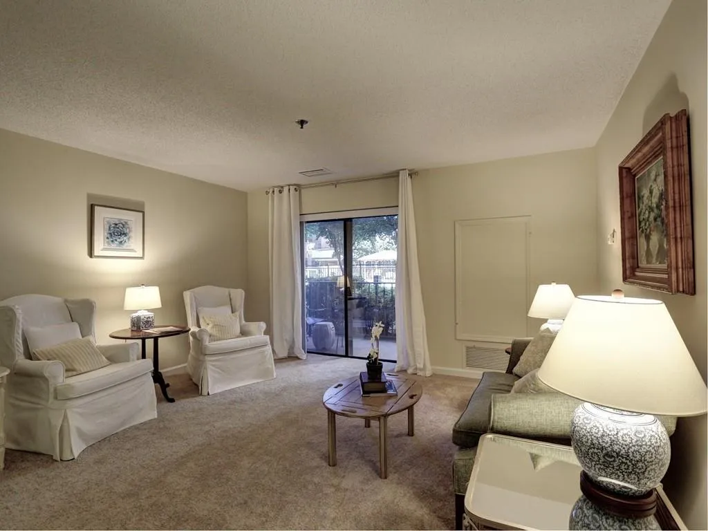 300 Johnson Ferry Road Ne Unit A102, Atlanta, Georgia 30328, 1 Bedroom Bedrooms, ,1 BathroomBathrooms,Residential,Sold,300 Johnson Ferry Road Ne Unit A102,5917890