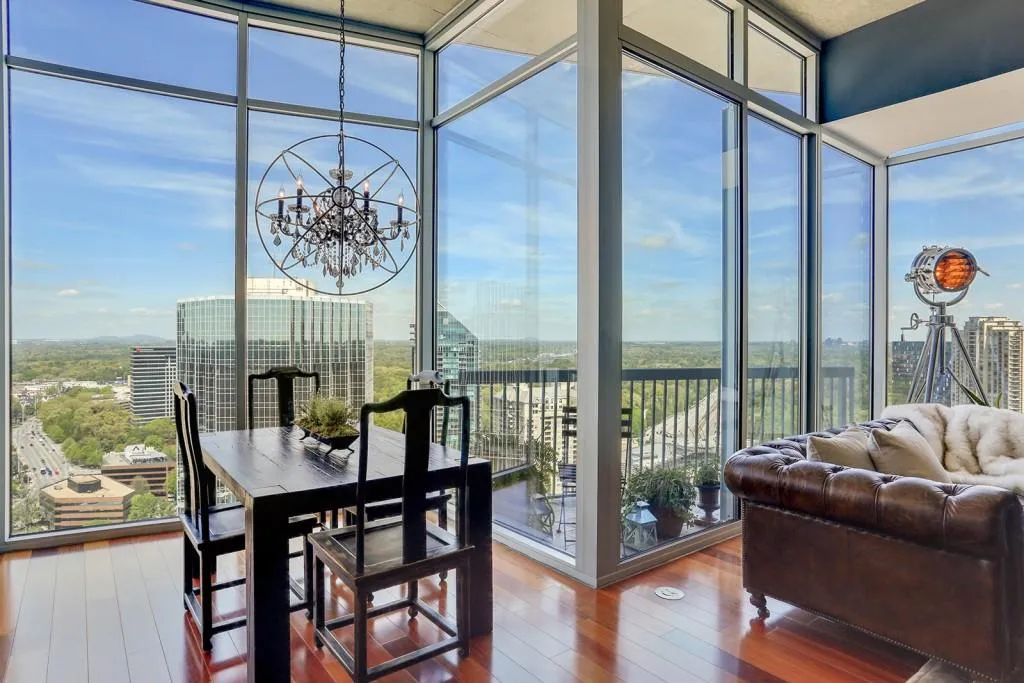 3324 Peachtree Road Unit 3019, Atlanta, Georgia 30326, 2 Bedrooms Bedrooms, ,2 BathroomsBathrooms,Residential,Sold,3324 Peachtree Road Unit 3019,5826513