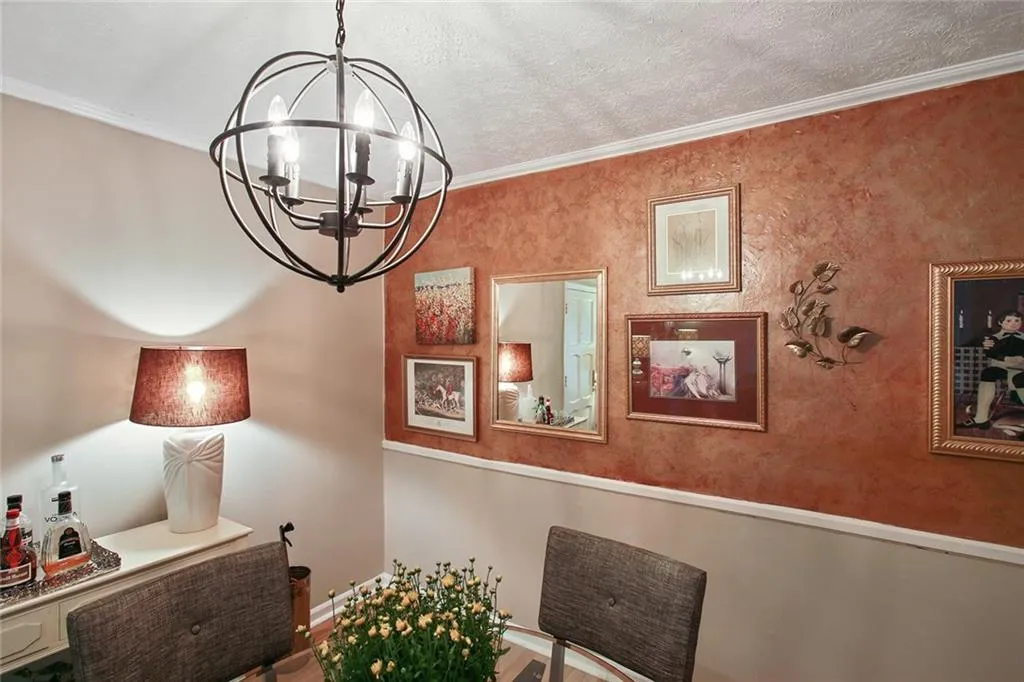 725 Dalrymple Road Unit 2h, Sandy Springs, Georgia 30328, 2 Bedrooms Bedrooms, ,2 BathroomsBathrooms,Residential,Sold,725 Dalrymple Road Unit 2h,5918865