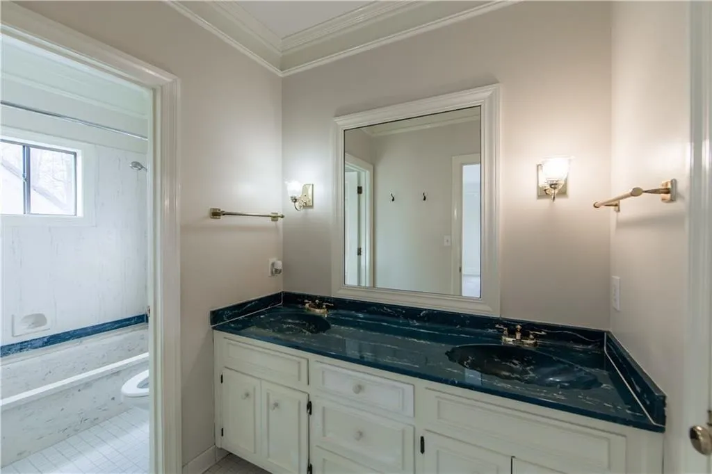 6767 Riverside Drive, Sandy Springs, Georgia 30328, 5 Bedrooms Bedrooms, ,4 BathroomsBathrooms,Residential,Sold,6767 Riverside Drive,5791359