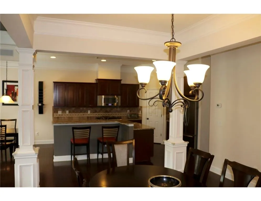 5572 High Point Road, Atlanta, Georgia 30342, 3 Bedrooms Bedrooms, ,3 BathroomsBathrooms,Residential,Sold,5572 High Point Road,5718499