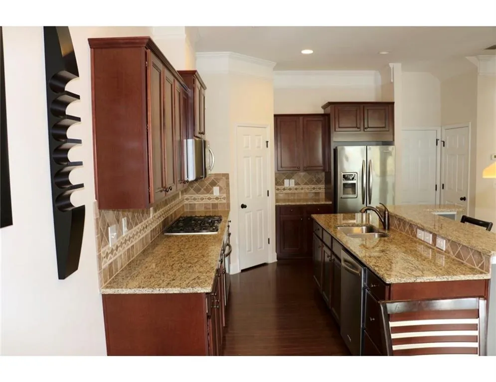 5572 High Point Road, Atlanta, Georgia 30342, 3 Bedrooms Bedrooms, ,3 BathroomsBathrooms,Residential,Sold,5572 High Point Road,5718499