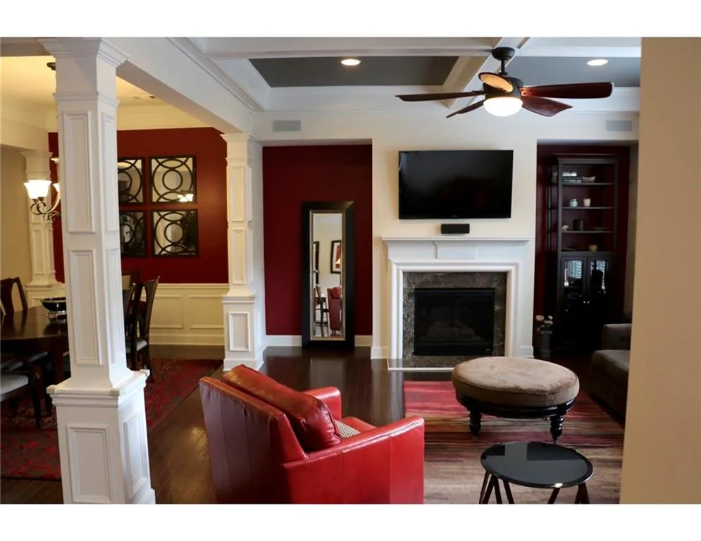 5572 High Point Road, Atlanta, Georgia 30342, 3 Bedrooms Bedrooms, ,3 BathroomsBathrooms,Residential,Sold,5572 High Point Road,5718499
