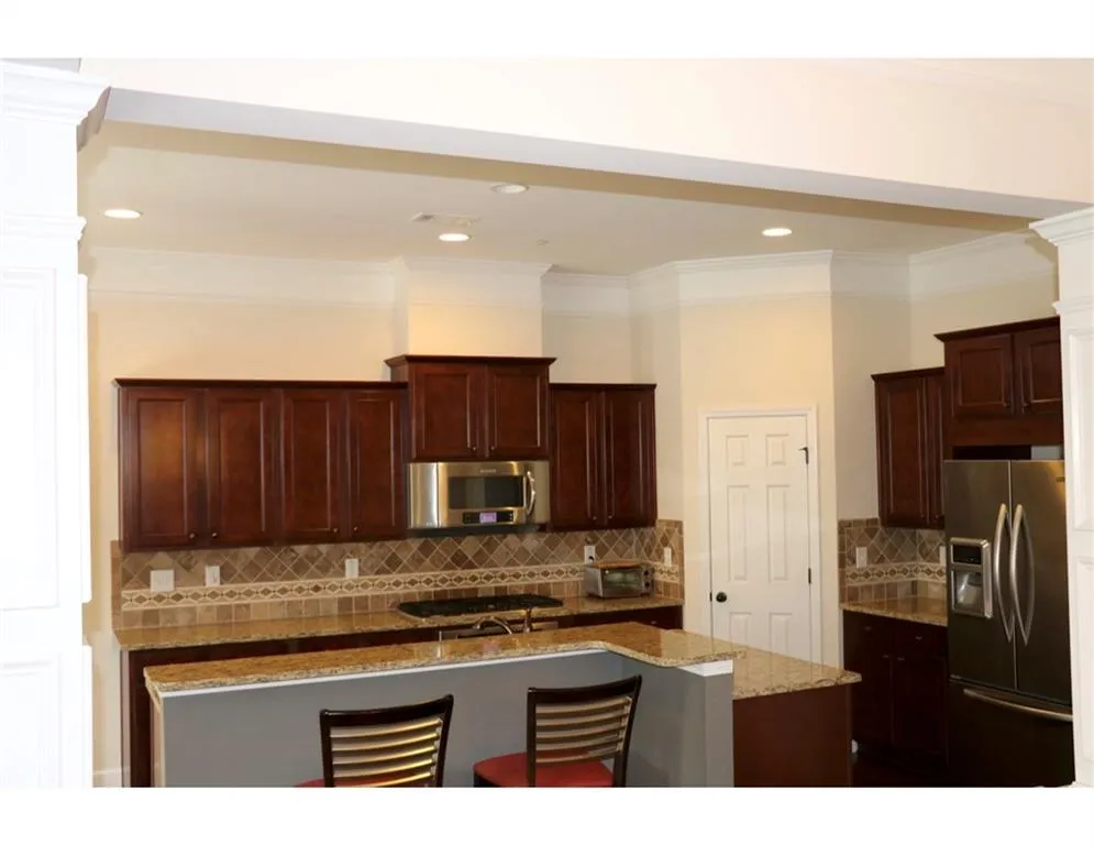 5572 High Point Road, Atlanta, Georgia 30342, 3 Bedrooms Bedrooms, ,3 BathroomsBathrooms,Residential,Sold,5572 High Point Road,5718499