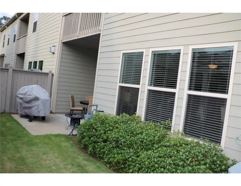 5572 High Point Road, Atlanta, Georgia 30342, 3 Bedrooms Bedrooms, ,3 BathroomsBathrooms,Residential,Sold,5572 High Point Road,5718499