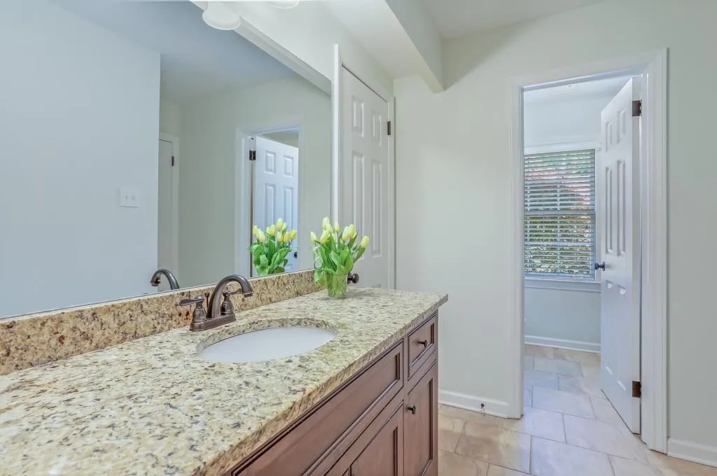 4670 Huntley Drive, Atlanta, Georgia 30342, 3 Bedrooms Bedrooms, ,2 BathroomsBathrooms,Residential,Sold,4670 Huntley Drive,6873767