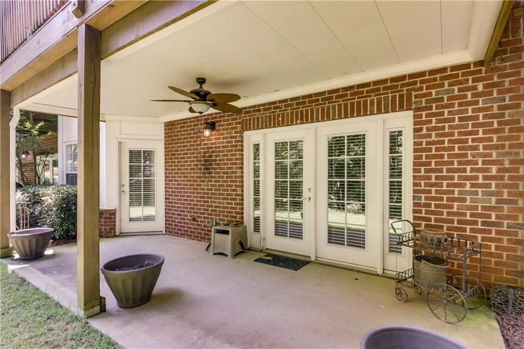 5425 Glenridge Hill, Atlanta, Georgia 30342, 4 Bedrooms Bedrooms, ,4 BathroomsBathrooms,Residential,Sold,5425 Glenridge Hill,6934838