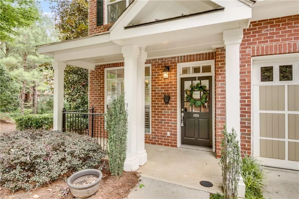 5425 Glenridge Hill, Atlanta, Georgia 30342, 4 Bedrooms Bedrooms, ,4 BathroomsBathrooms,Residential,Sold,5425 Glenridge Hill,6934838