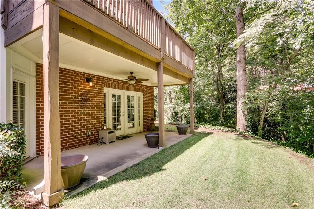 5425 Glenridge Hill, Atlanta, Georgia 30342, 4 Bedrooms Bedrooms, ,4 BathroomsBathrooms,Residential,Sold,5425 Glenridge Hill,6934838