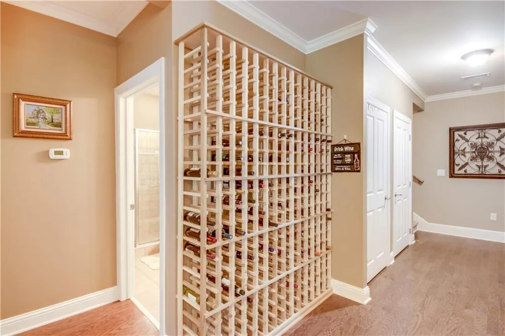 5425 Glenridge Hill, Atlanta, Georgia 30342, 4 Bedrooms Bedrooms, ,4 BathroomsBathrooms,Residential,Sold,5425 Glenridge Hill,6934838