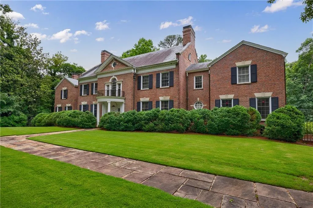 280 Blackland Road Nw, Atlanta, Georgia 30342, 6 Bedrooms Bedrooms, 0 ,5 BathroomsBathrooms,Residential,For Sale,280 Blackland Road Nw,7591686