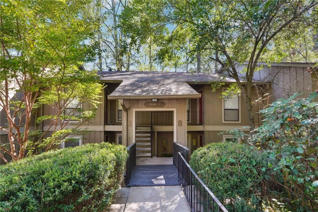 8740 Roswell Road Unit 9g, Sandy Springs, Georgia 30350, 2 Bedrooms Bedrooms, ,2 BathroomsBathrooms,Residential,Sold,8740 Roswell Road Unit 9g,7492962 8740 Roswell Road Unit 9g, Sandy Springs, Georgia 30350, 2 Bedrooms Bedrooms, ,2 BathroomsBathrooms,Residential,Sold,8740 Roswell Road Unit 9g,7492962