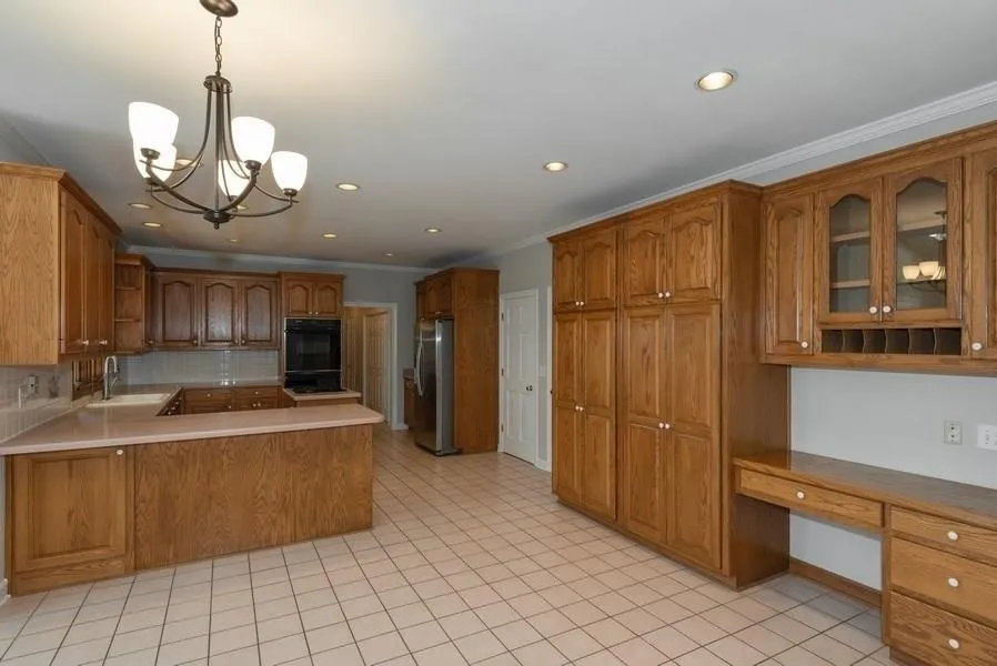 2980 Coles Way, Sandy Springs, Georgia 30350, 5 Bedrooms Bedrooms, ,5 BathroomsBathrooms,Residential,Sold,2980 Coles Way,6106621