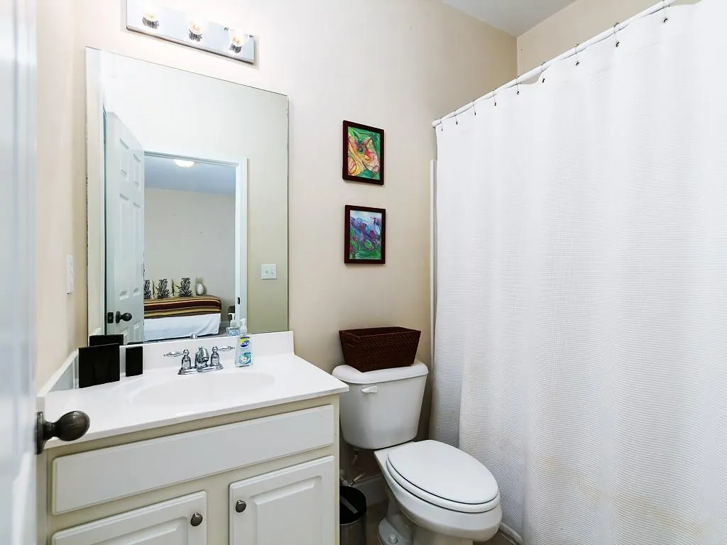 608 Coligny Court, Sandy Springs, Georgia 30350, 3 Bedrooms Bedrooms, ,3 BathroomsBathrooms,Residential,Sold,608 Coligny Court,6117956