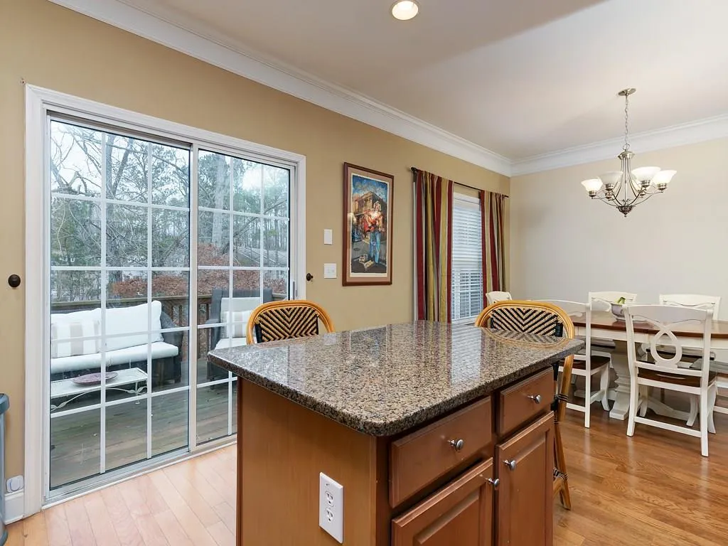 608 Coligny Court, Sandy Springs, Georgia 30350, 3 Bedrooms Bedrooms, ,3 BathroomsBathrooms,Residential,Sold,608 Coligny Court,6117956