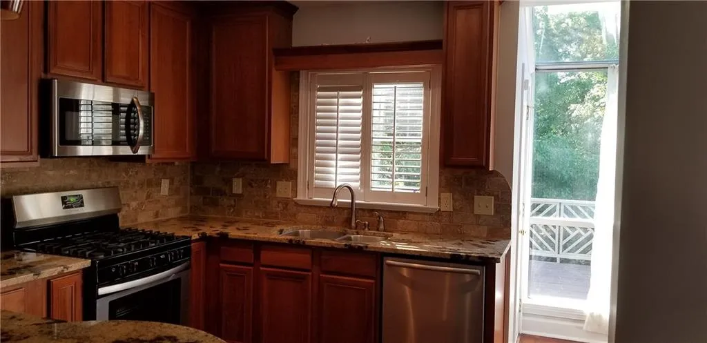 51 Mount Vernon Circle, Atlanta, Georgia 30338, 2 Bedrooms Bedrooms, ,2 BathroomsBathrooms,Residential,Sold,51 Mount Vernon Circle,6007852