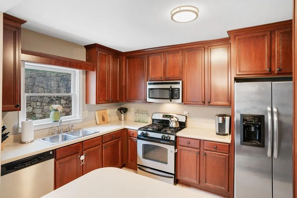 58 Mount Vernon Circle, Atlanta, Georgia 30338, 3 Bedrooms Bedrooms, ,2 BathroomsBathrooms,Residential,Sold,58 Mount Vernon Circle,6683911
