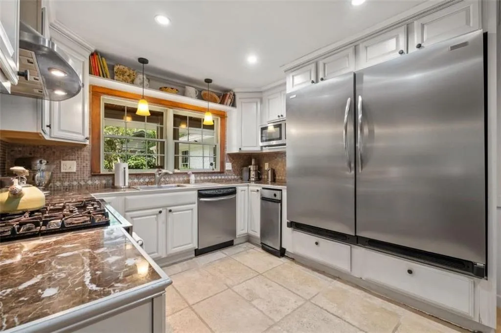 465 Forest Hills Drive, Sandy Springs, Georgia 30342, 4 Bedrooms Bedrooms, ,3 BathroomsBathrooms,Residential,For Sale,465 Forest Hills Drive,7628928