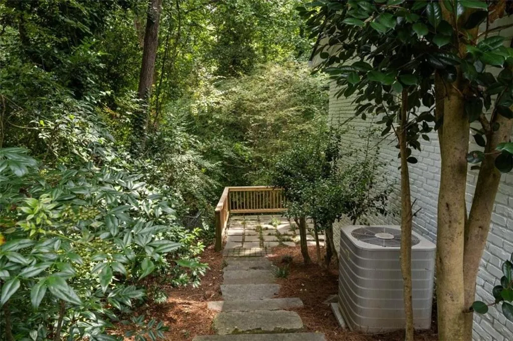 465 Forest Hills Drive, Sandy Springs, Georgia 30342, 4 Bedrooms Bedrooms, ,3 BathroomsBathrooms,Residential,For Sale,465 Forest Hills Drive,7628928