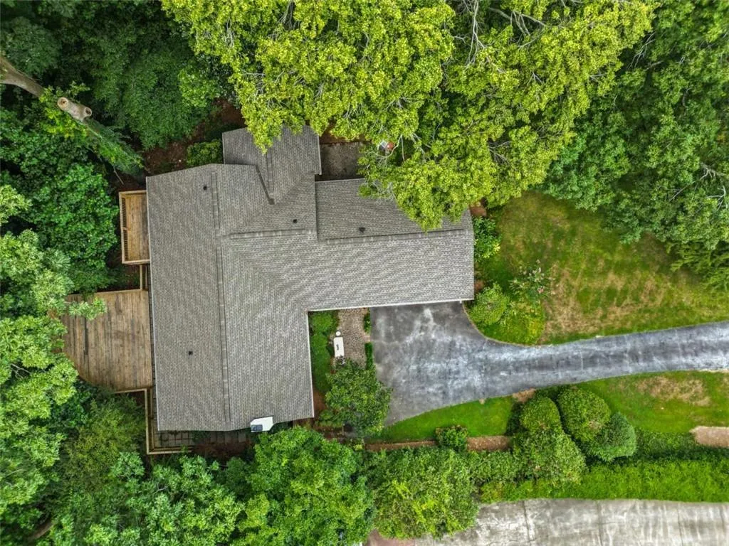 465 Forest Hills Drive, Sandy Springs, Georgia 30342, 4 Bedrooms Bedrooms, ,3 BathroomsBathrooms,Residential,For Sale,465 Forest Hills Drive,7628928