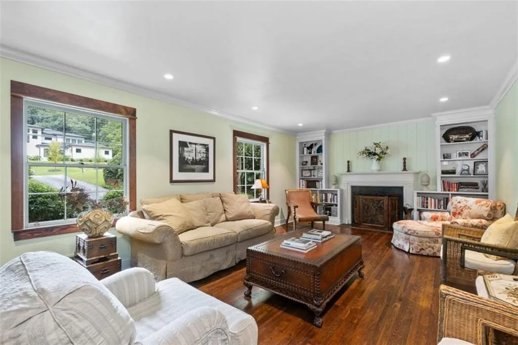 465 Forest Hills Drive, Sandy Springs, Georgia 30342, 4 Bedrooms Bedrooms, ,3 BathroomsBathrooms,Residential,For Sale,465 Forest Hills Drive,7628928