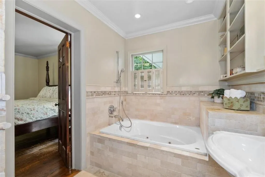 465 Forest Hills Drive, Sandy Springs, Georgia 30342, 4 Bedrooms Bedrooms, ,3 BathroomsBathrooms,Residential,For Sale,465 Forest Hills Drive,7628928