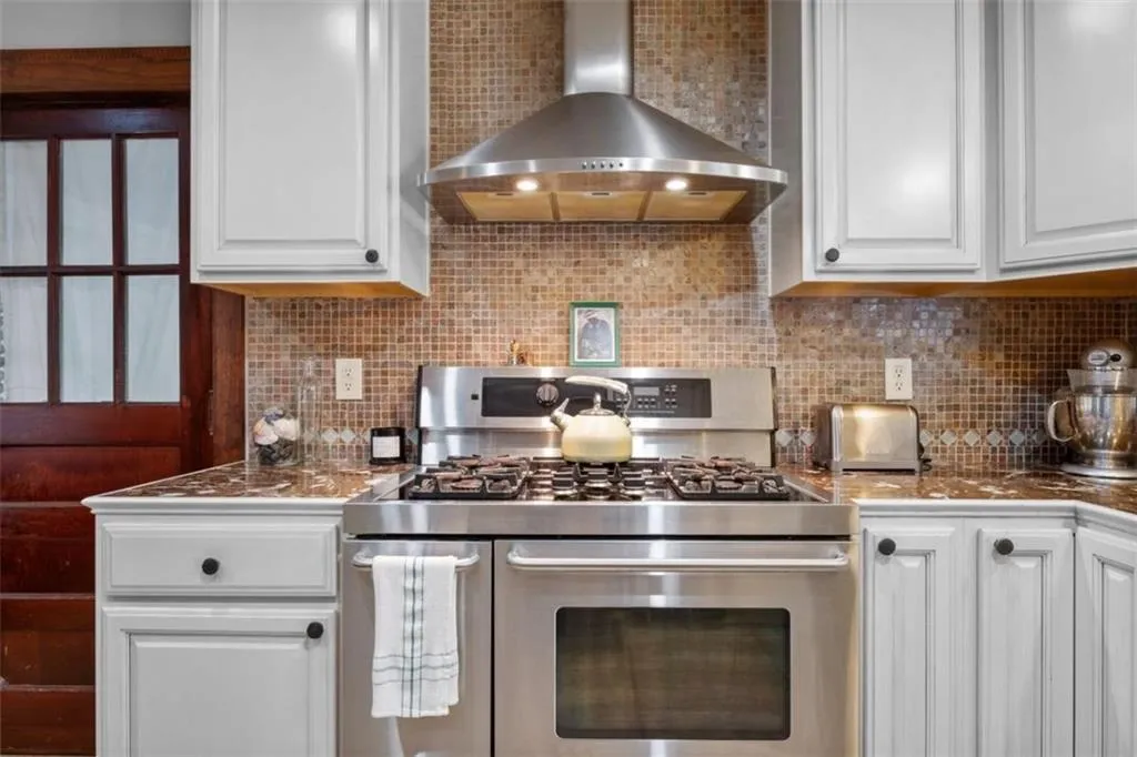 465 Forest Hills Drive, Sandy Springs, Georgia 30342, 4 Bedrooms Bedrooms, ,3 BathroomsBathrooms,Residential,For Sale,465 Forest Hills Drive,7628928