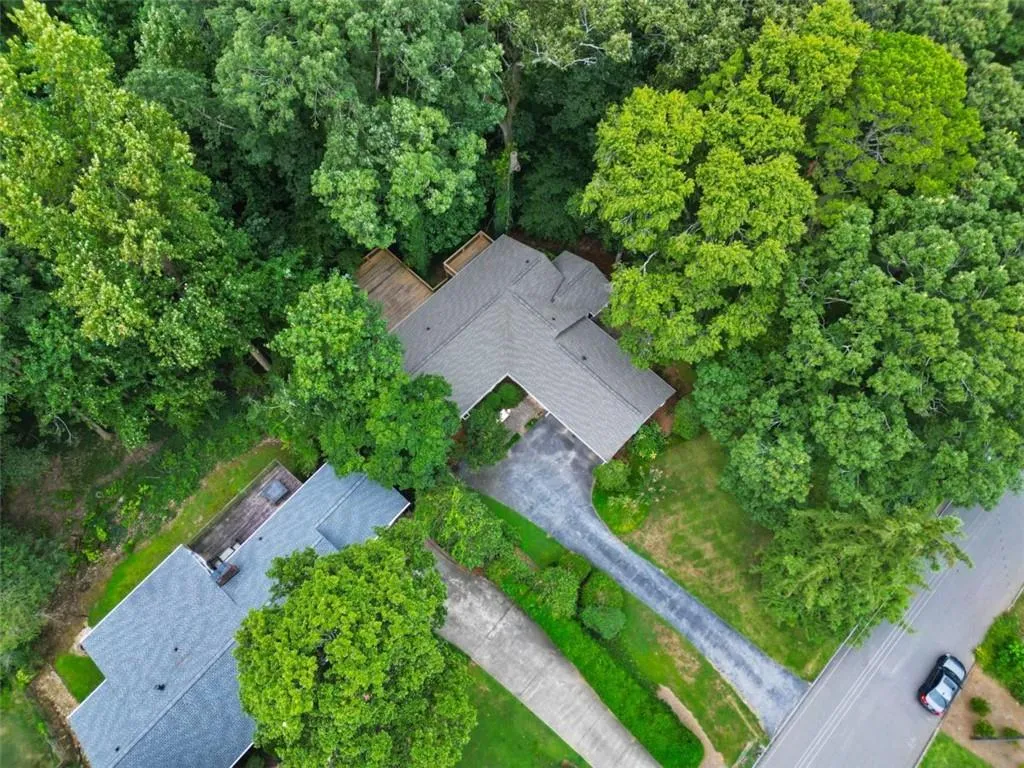 465 Forest Hills Drive, Sandy Springs, Georgia 30342, 4 Bedrooms Bedrooms, ,3 BathroomsBathrooms,Residential,For Sale,465 Forest Hills Drive,7628928