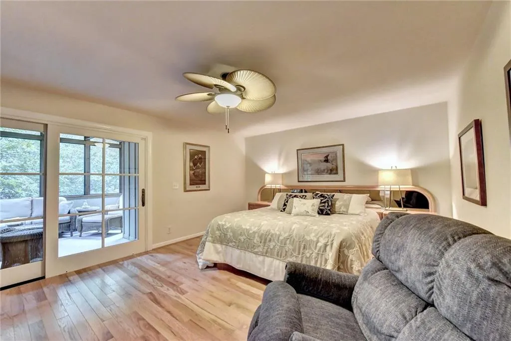 5099 Powers Ferry Road, Atlanta, Georgia 30327, 4 Bedrooms Bedrooms, ,3 BathroomsBathrooms,Residential,Sold,5099 Powers Ferry Road,6752008