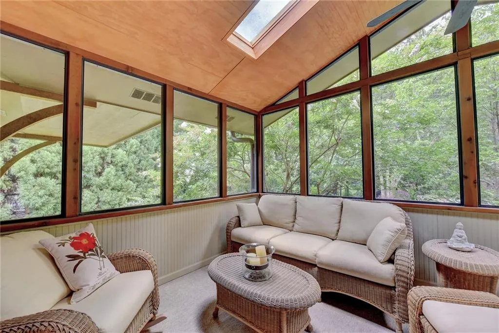 5099 Powers Ferry Road, Atlanta, Georgia 30327, 4 Bedrooms Bedrooms, ,3 BathroomsBathrooms,Residential,Sold,5099 Powers Ferry Road,6752008