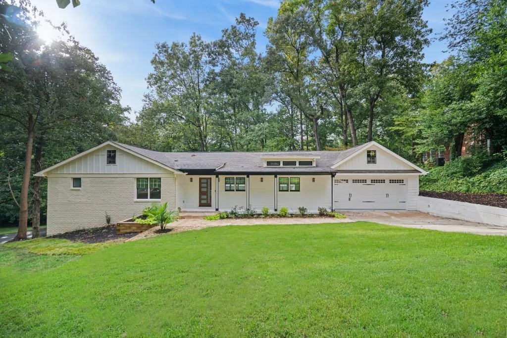 5608 Sherrell, Atlanta, Georgia 30342, 4 Bedrooms Bedrooms, ,3 BathroomsBathrooms,Residential,Sold,5608 Sherrell,6786333