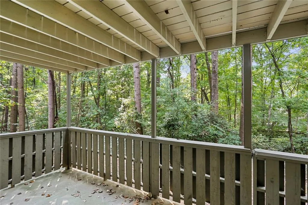 805 Woodcliff Drive, Sandy Springs, Georgia 30350, 2 Bedrooms Bedrooms, ,1 BathroomBathrooms,Residential,Sold,805 Woodcliff Drive,6626213