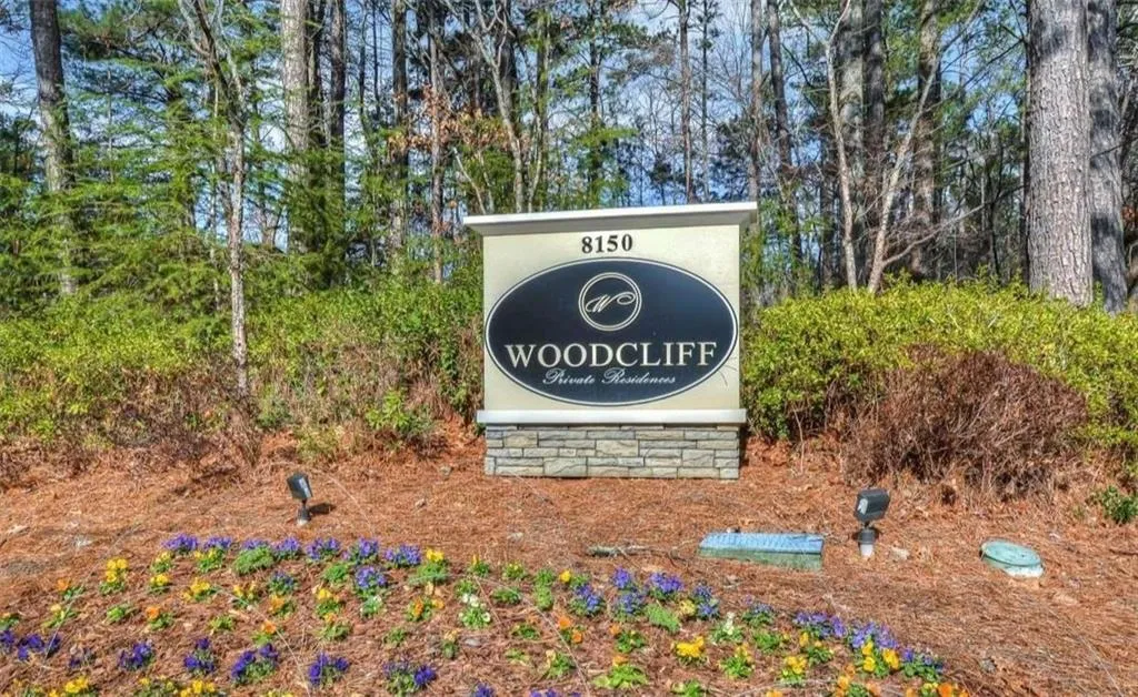 805 Woodcliff Drive, Sandy Springs, Georgia 30350, 2 Bedrooms Bedrooms, ,1 BathroomBathrooms,Residential,Sold,805 Woodcliff Drive,6626213