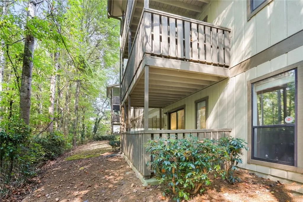 805 Woodcliff Drive, Sandy Springs, Georgia 30350, 2 Bedrooms Bedrooms, ,1 BathroomBathrooms,Residential,Sold,805 Woodcliff Drive,6626213