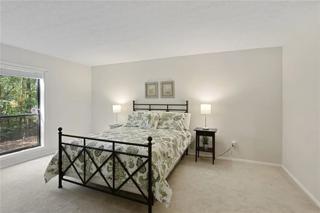 805 Woodcliff Drive, Sandy Springs, Georgia 30350, 2 Bedrooms Bedrooms, ,1 BathroomBathrooms,Residential,Sold,805 Woodcliff Drive,6626213