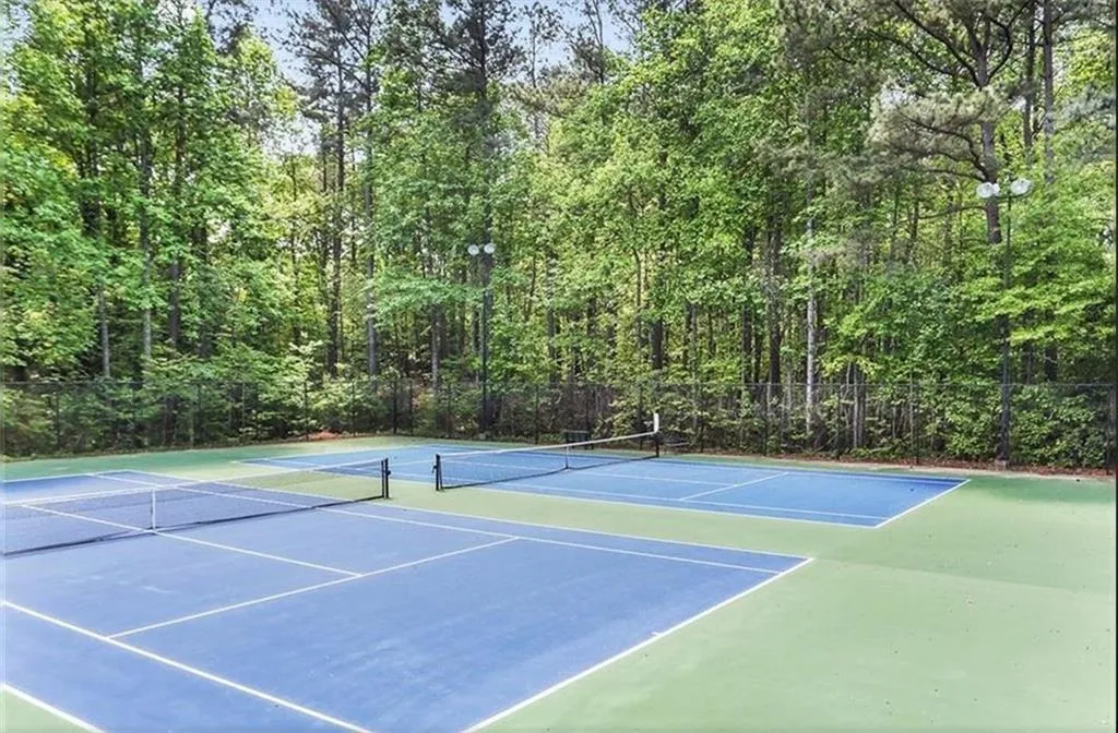 805 Woodcliff Drive, Sandy Springs, Georgia 30350, 2 Bedrooms Bedrooms, ,1 BathroomBathrooms,Residential,Sold,805 Woodcliff Drive,6626213