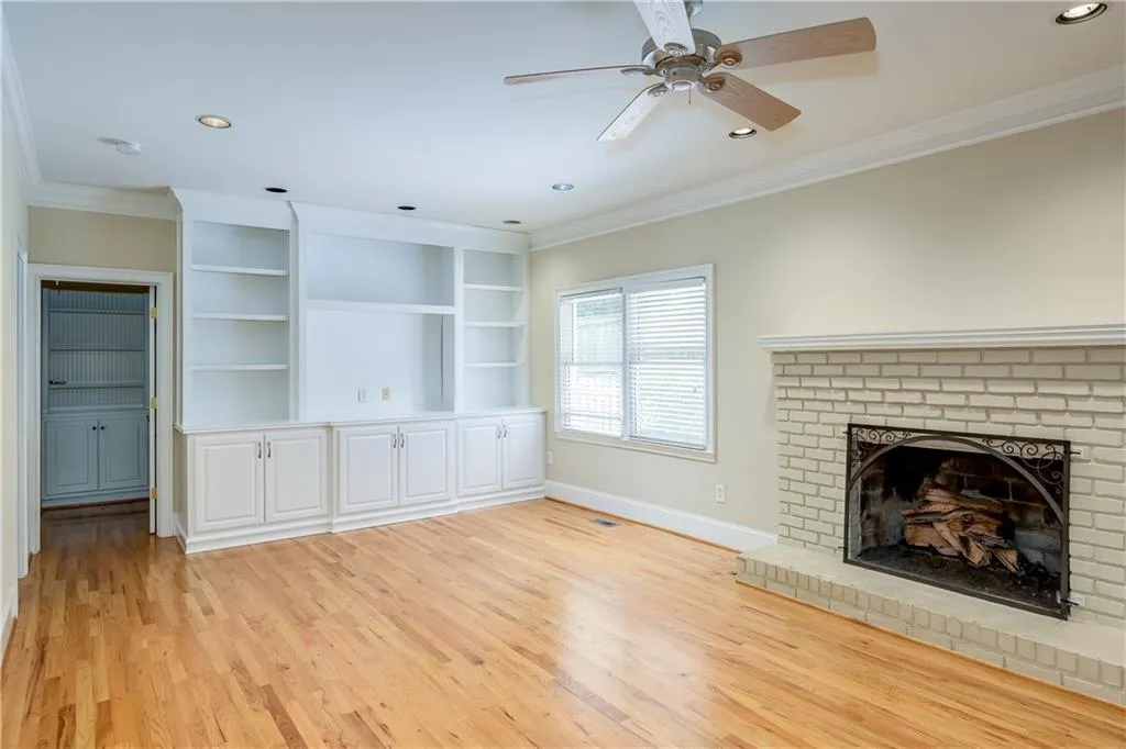 730 Old Post Road, Atlanta, Georgia 30328, 4 Bedrooms Bedrooms, ,3 BathroomsBathrooms,Residential,Sold,730 Old Post Road,6730961