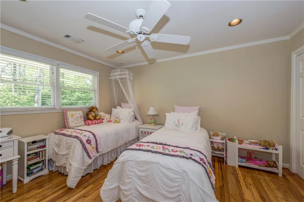 730 Old Post Road, Atlanta, Georgia 30328, 4 Bedrooms Bedrooms, ,3 BathroomsBathrooms,Residential,Sold,730 Old Post Road,6730961