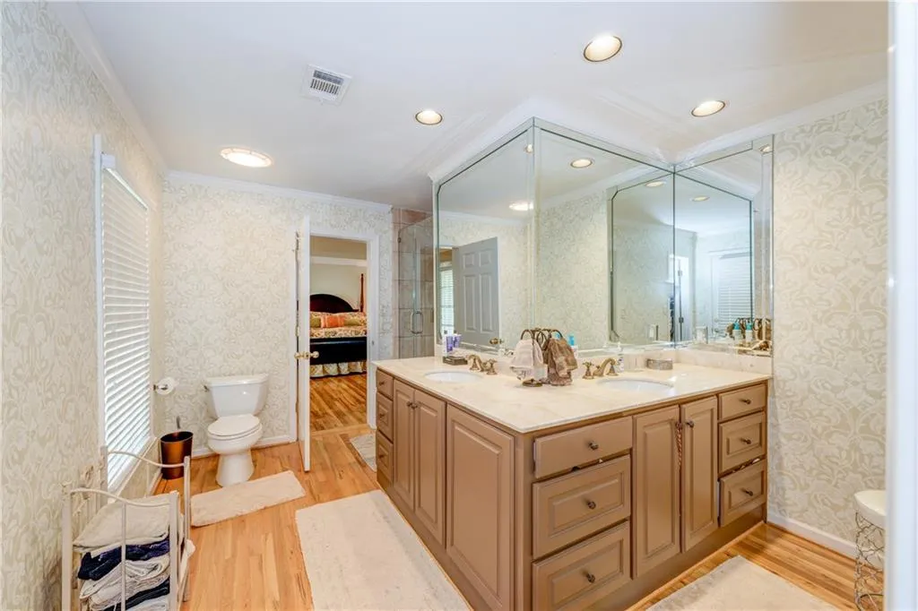 730 Old Post Road, Atlanta, Georgia 30328, 4 Bedrooms Bedrooms, ,3 BathroomsBathrooms,Residential,Sold,730 Old Post Road,6730961