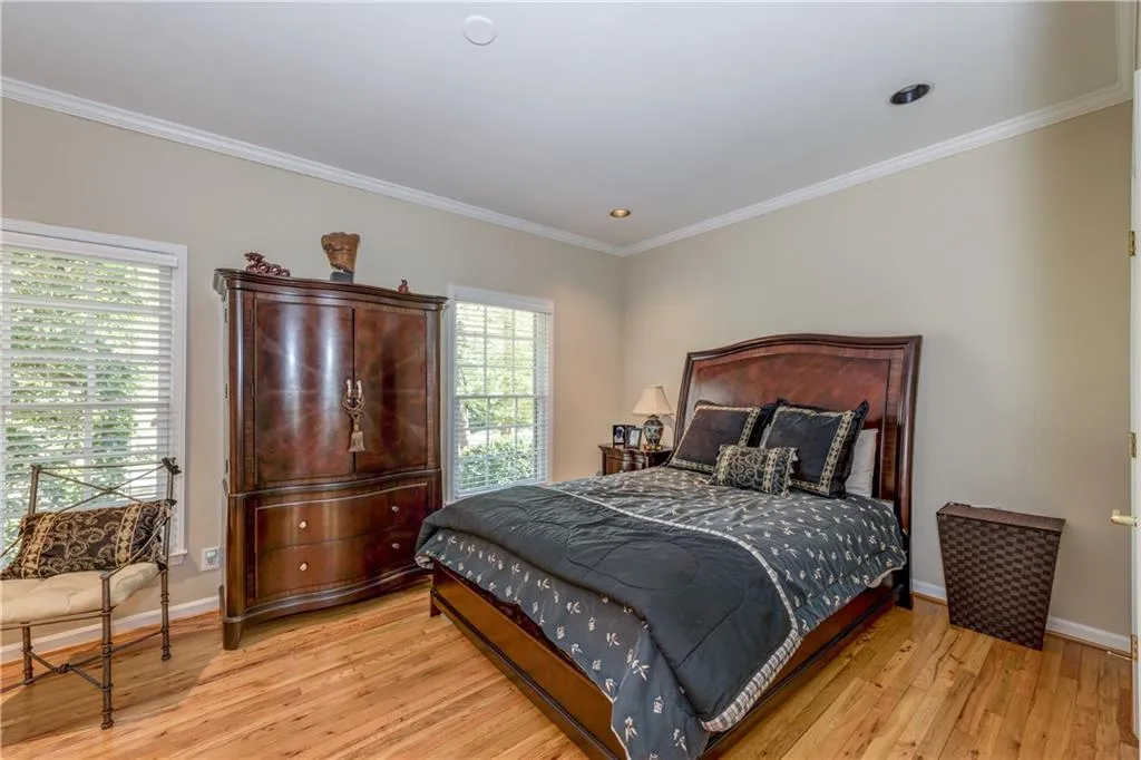 730 Old Post Road, Atlanta, Georgia 30328, 4 Bedrooms Bedrooms, ,3 BathroomsBathrooms,Residential,Sold,730 Old Post Road,6730961