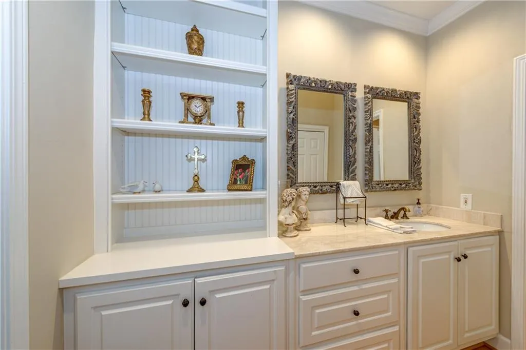 730 Old Post Road, Atlanta, Georgia 30328, 4 Bedrooms Bedrooms, ,3 BathroomsBathrooms,Residential,Sold,730 Old Post Road,6730961